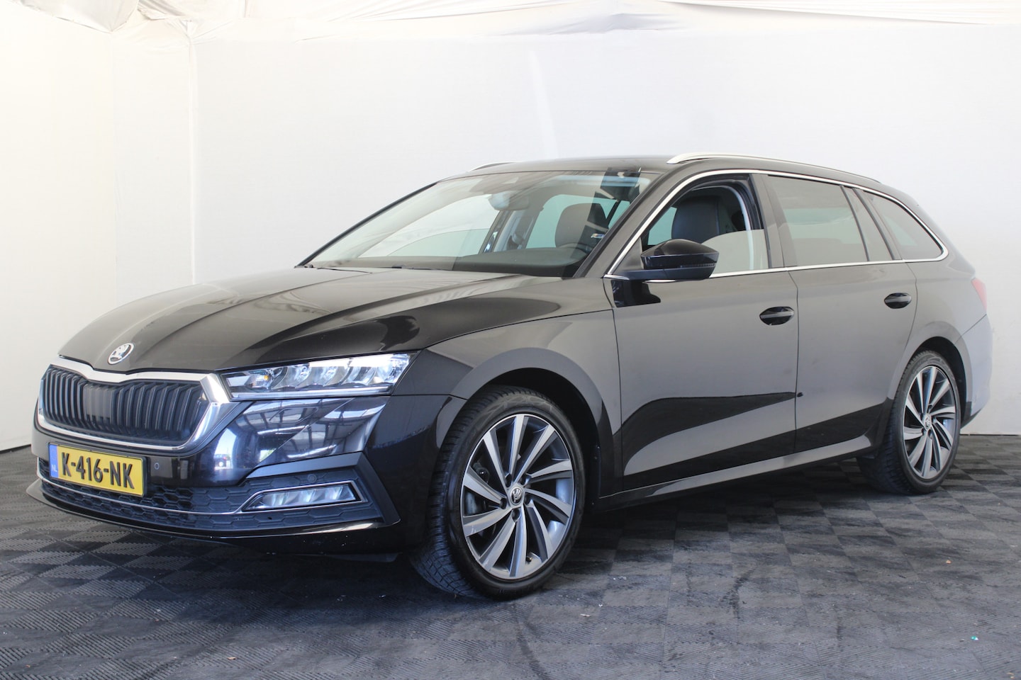 Skoda Octavia Combi - 1.0 TSI Business Edition Plus |Navi|Trekhaak|Stoelverw.| - AutoWereld.nl