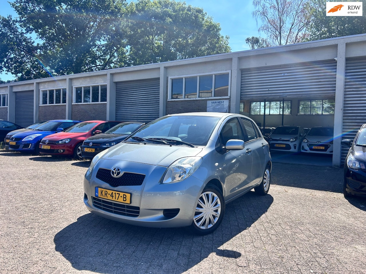 Toyota Yaris - 1.3 VVTi Cool Airco/ Elektrische ramen/ Centrale Vergr/ Nieuwe APK! - AutoWereld.nl