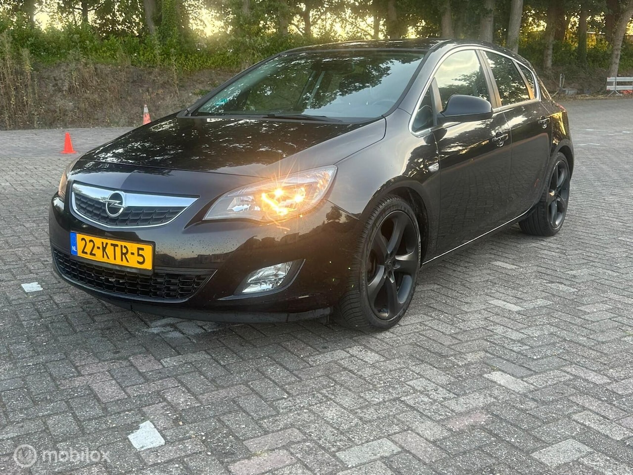 Opel Astra - 1.6 Sport NAP/CLIMA/NAVI/APK - AutoWereld.nl