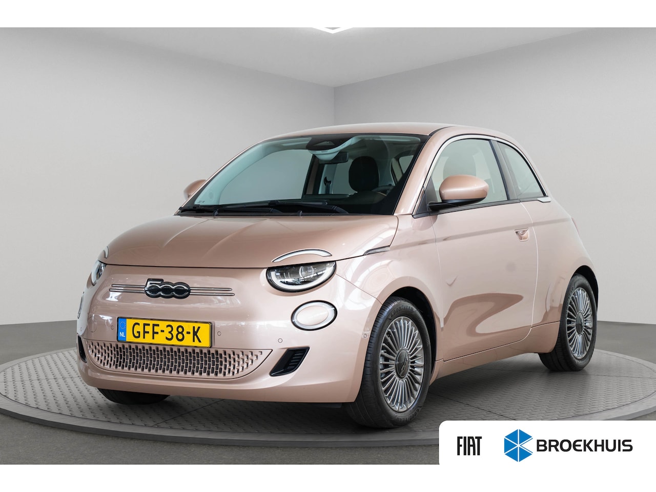 Fiat 500e - Urban 24 kWh | Camera | Stoelverwarming Parkeersensoren | Apple Carplay & Android Auto | K - AutoWereld.nl