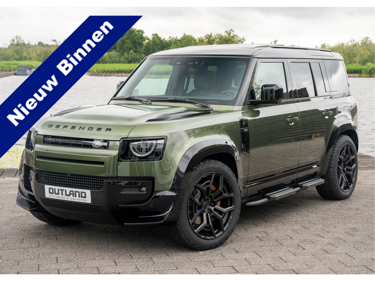 Land Rover Defender 110 - P300e 110 X-Dynamic HSE | Outland Edition II | Urban | Full Options | Woolstone Green | Ca - AutoWereld.nl