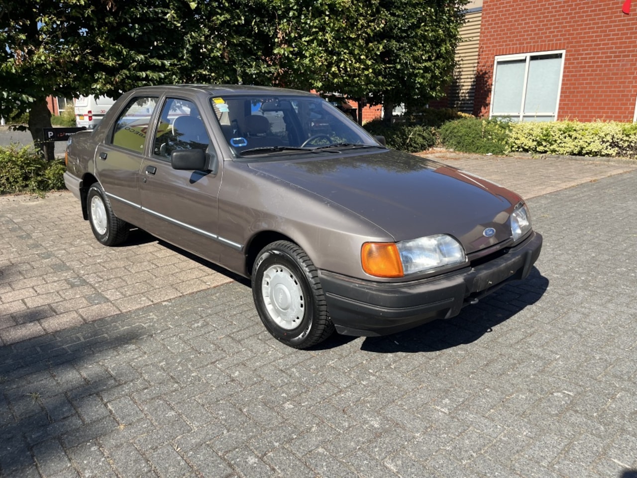 Ford Sierra - 1.6| SEDAN| BJ1987!| UNIEK! - AutoWereld.nl