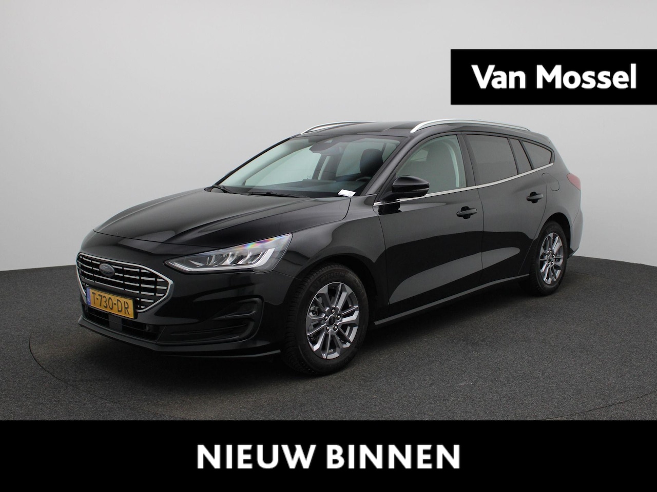 Ford Focus Wagon - 1.0 EcoBoost Hybrid Titanium | WORDT VERWACHT | APPLE CARPLAY - ANDROID AUTO | PARKEERSENS - AutoWereld.nl