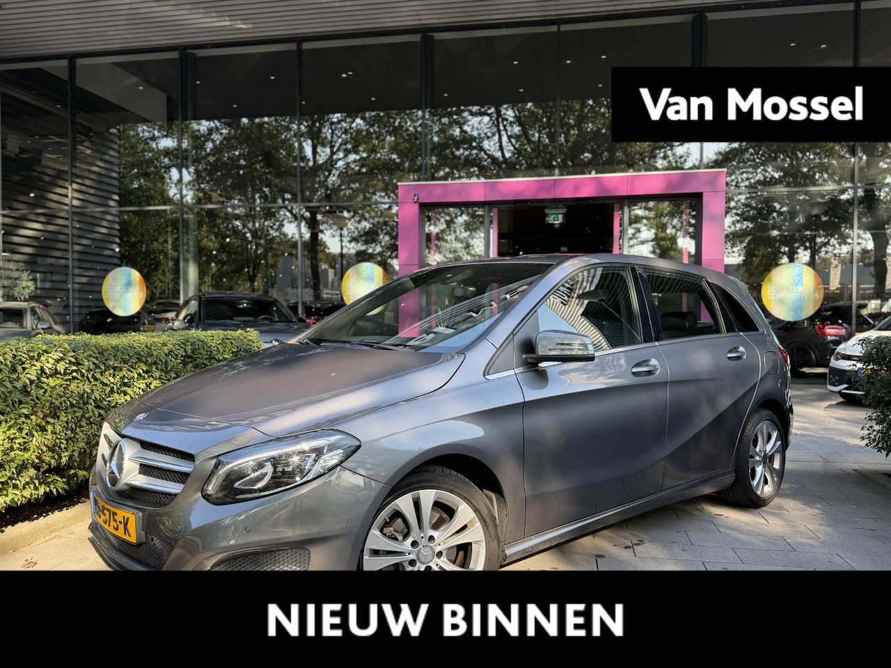 Mercedes-Benz B-klasse - 180 Ambition | WORDT VERWACHT | APPLE CARPLAY - ANDROID AUTO | NAVIGATIE | AIRCO | PARKEER - AutoWereld.nl