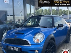 MINI Cooper S - 1.6 174PK | Levering met Nieuwe APK | Stoelverwarming | Bi Xenon | Parkeersensoren | Cruis