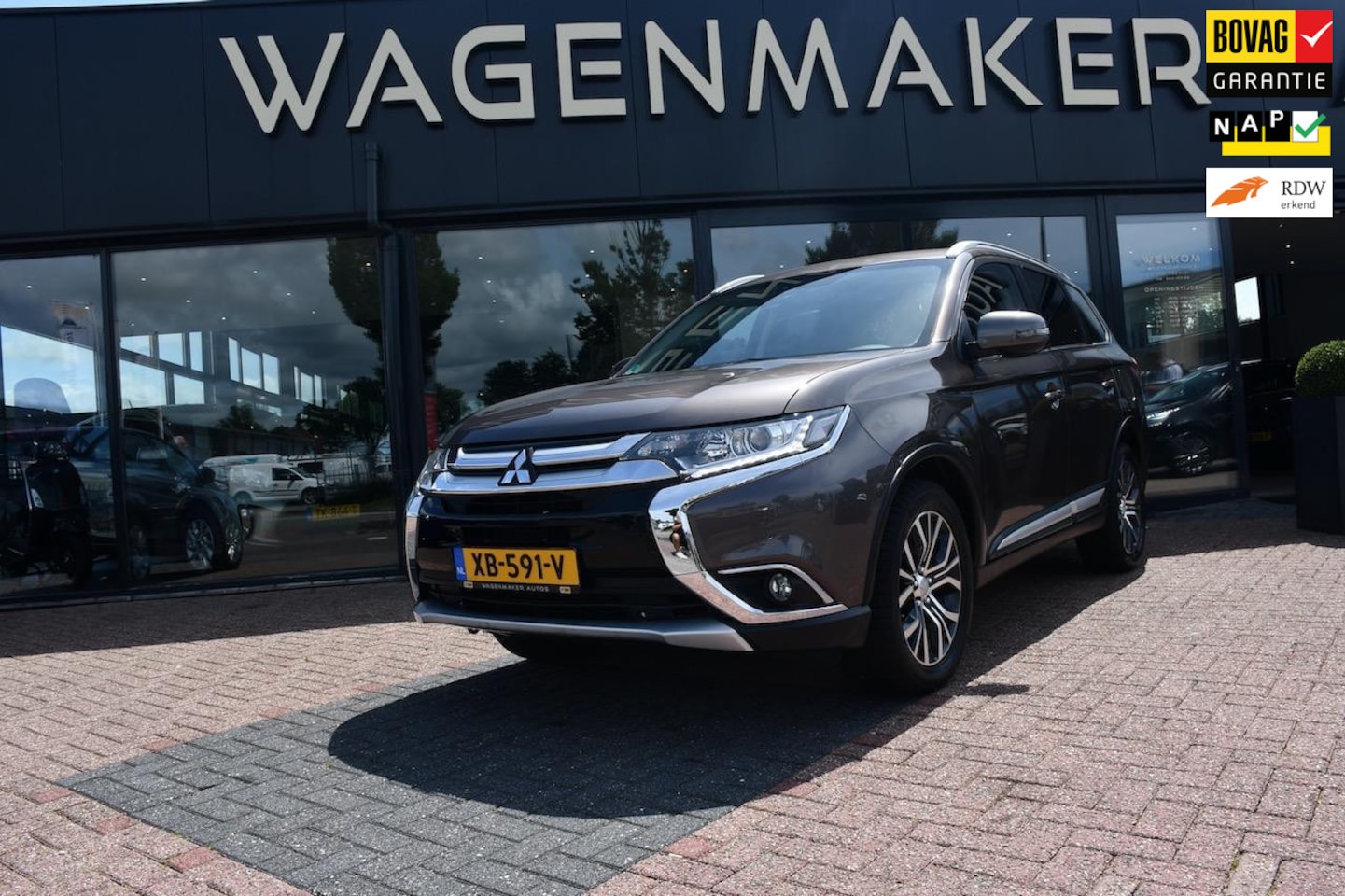 Mitsubishi Outlander - 2.0 Connect Pro AUT|Cruise|CAM|Carplay - AutoWereld.nl