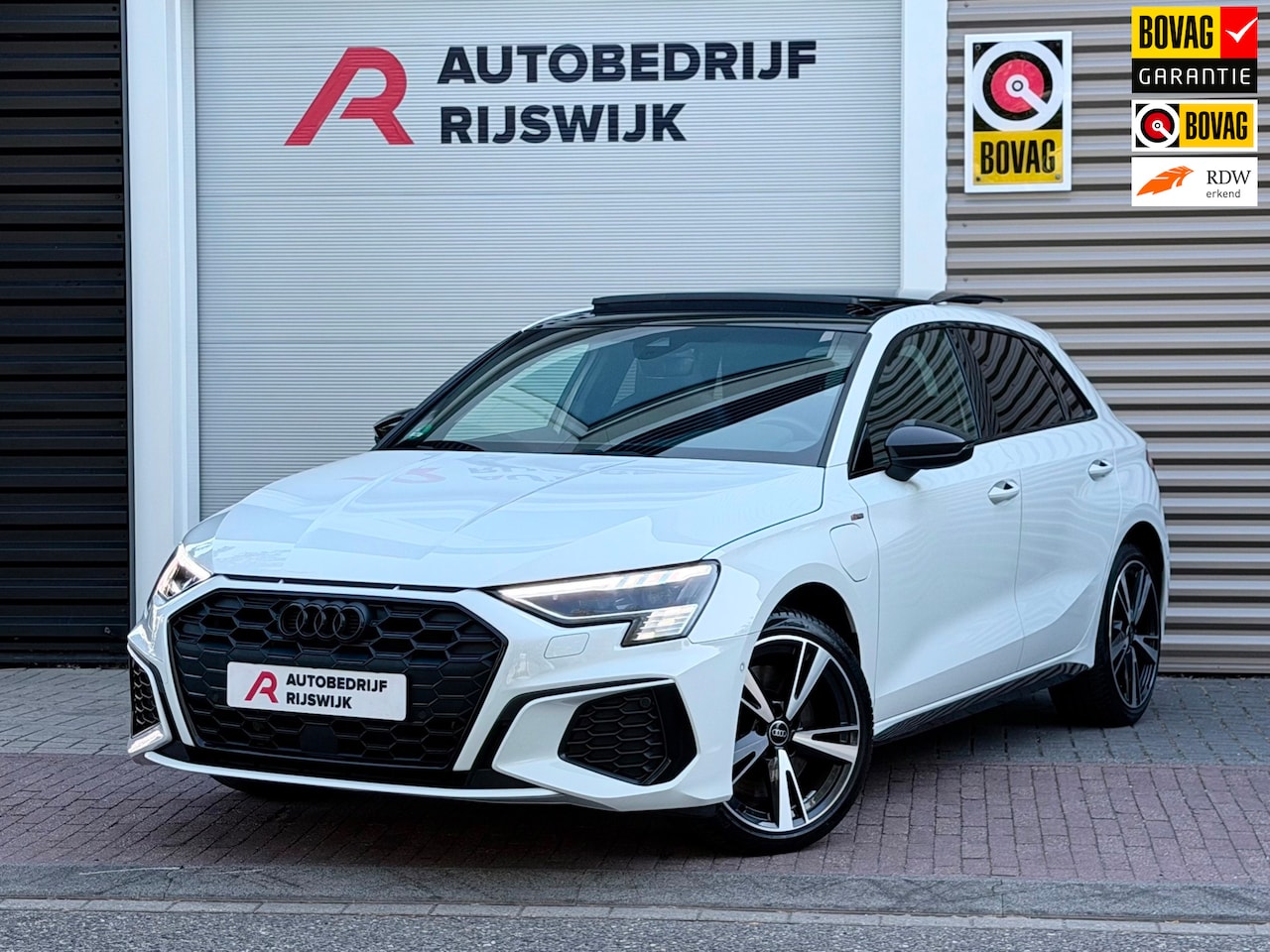 Audi A3 Sportback - 45 TFSI e S edition Competition B&O/Massage - AutoWereld.nl