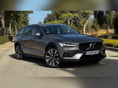 Volvo V60 Cross Country - 2.0 D4 AWD Intro Edition Geregistreerd op Spaans kenteken