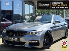 BMW 5-serie - 530d High Executive 265PK | AUTOMAAT | PANO | Achteruitrijcamera | Leder | Memory | Head U
