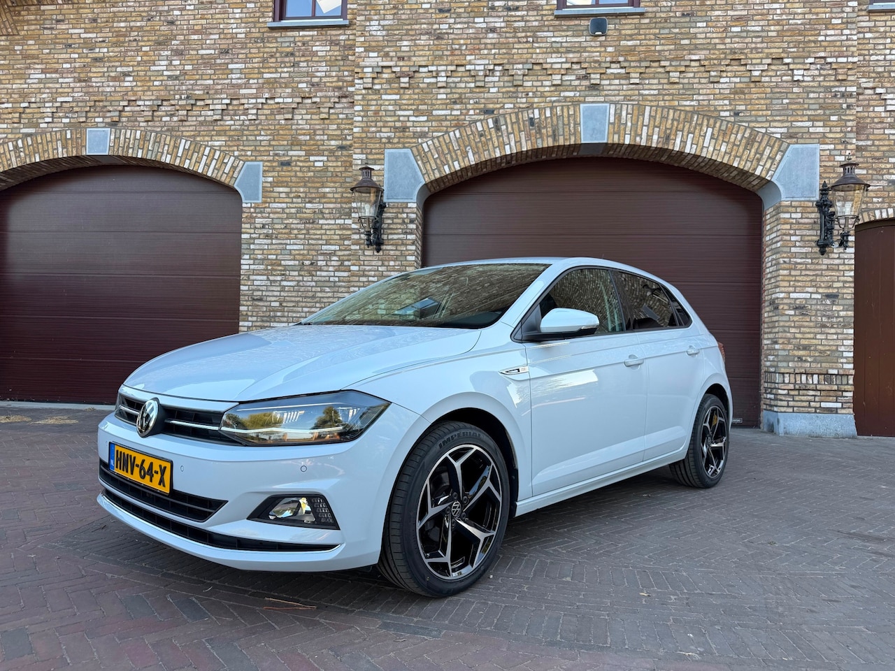 Volkswagen Polo - 1.0 TSI Copper Line DSG Climate/Cruise/LED/Carplay/Android/PDC/17 Inch/Camera/APK 05-2027 - AutoWereld.nl