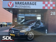 Mercedes-Benz B-klasse - 180 Advantage // FULL LED // NAVI + CARPLAY // CAMERA // PDC V+A // STOELVERWARMING // ELE