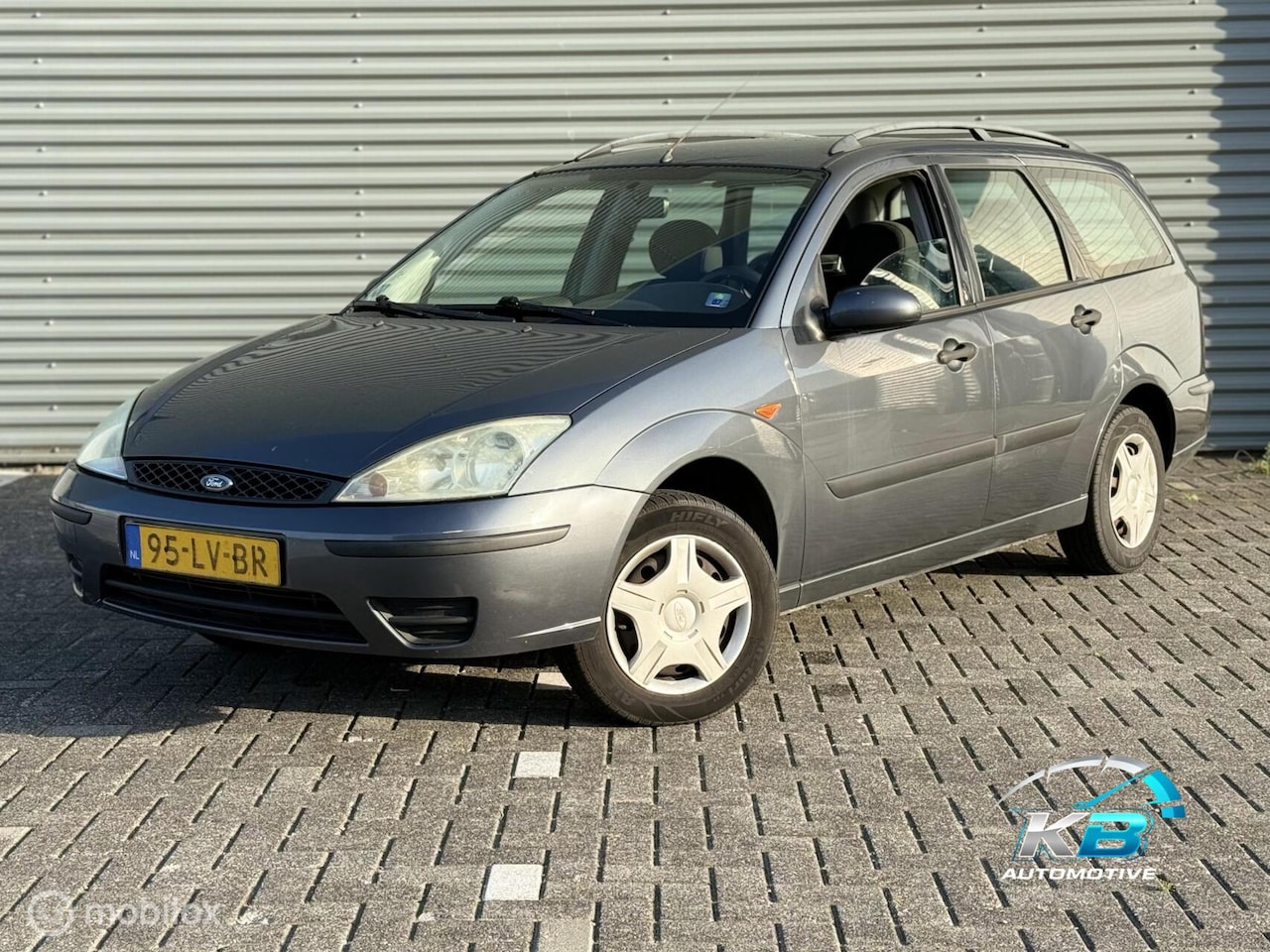 Ford Focus Wagon - 1.4-16V Centennial 1.4-16V Centennial - AutoWereld.nl
