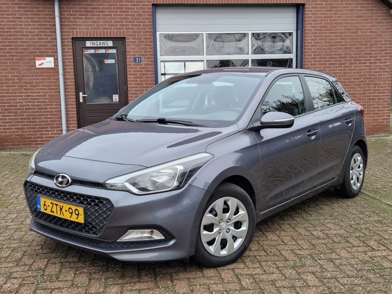 Hyundai i20 - 1.2i i-Drive Cool 5-Drs Airco NL-auto - AutoWereld.nl