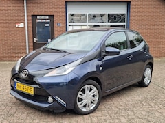 Toyota Aygo - 1.0 VVT-i x-sport 5-Drs Airco Navi NL-auto / 1e-Eig. Camera L.m.v. Dealer OH