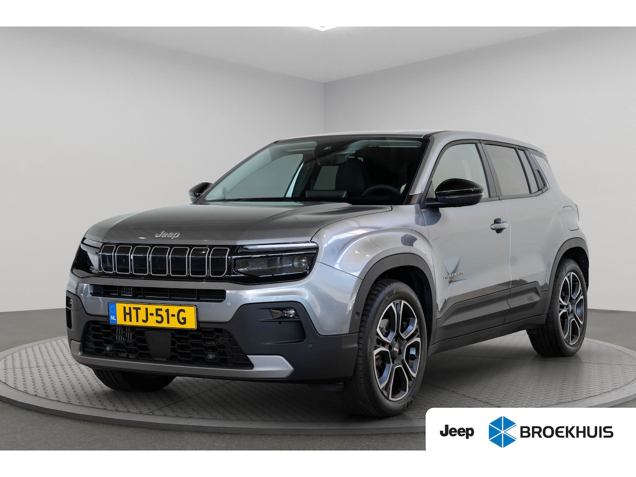 Jeep Avenger - 1.2 e-Hybrid Summit | Tot 8 Jaar Garantie | Navigatie | Camera | Keyless Entry & Start | C - AutoWereld.nl