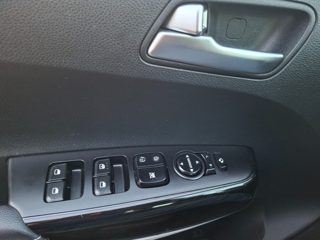 Kia Picanto - 1.0 CVVT Design Edition RADIO/NAVI/CLIMATE/CRUISE/ELEC.RAMEN+SPIEGELS/CV/AUR CAMERA/LMV