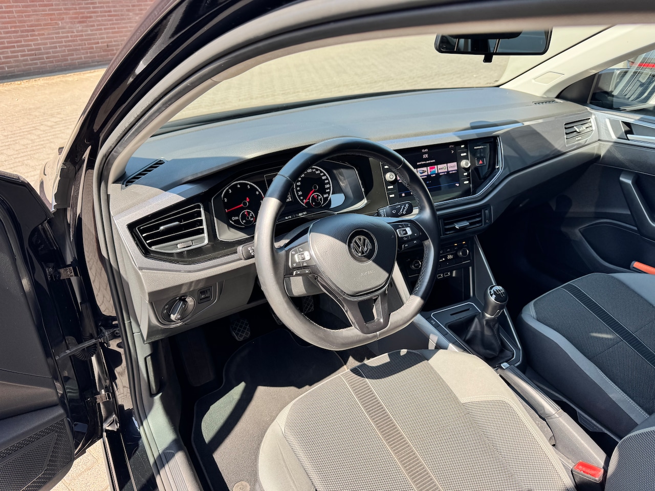 Volkswagen Polo - 1.0 TSI Highline ACC/ECC/PDC/CARPLAY