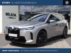 BMW iX - xDrive45 M Sport / Trekhaak / M Multifunctionele Stoelen / Parking Assistant Professional