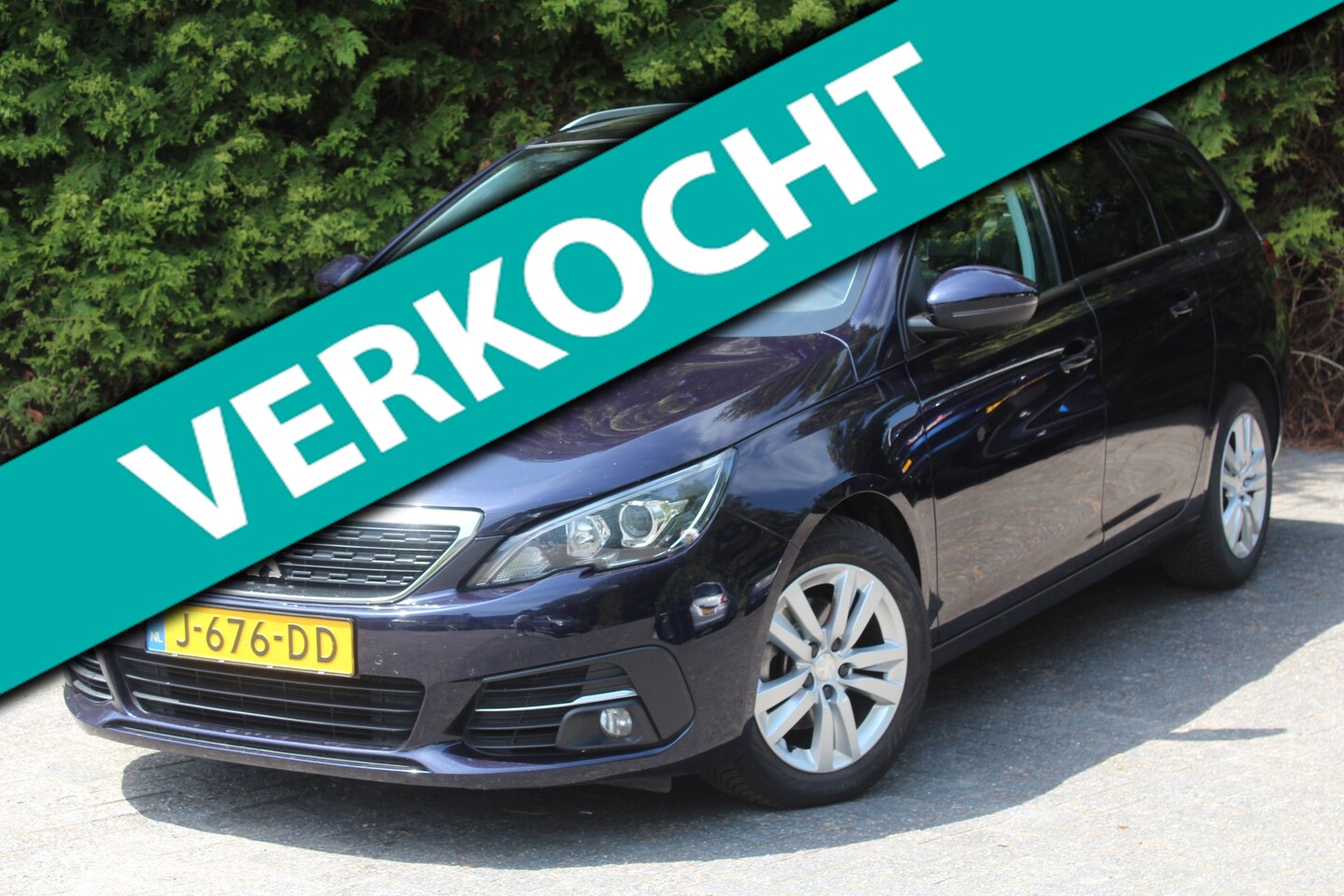 Peugeot 308 SW - 1.5 BlueHDi Blue Lease Active 130PK | Panoramadak | Navigatie | Trekhaak - AutoWereld.nl