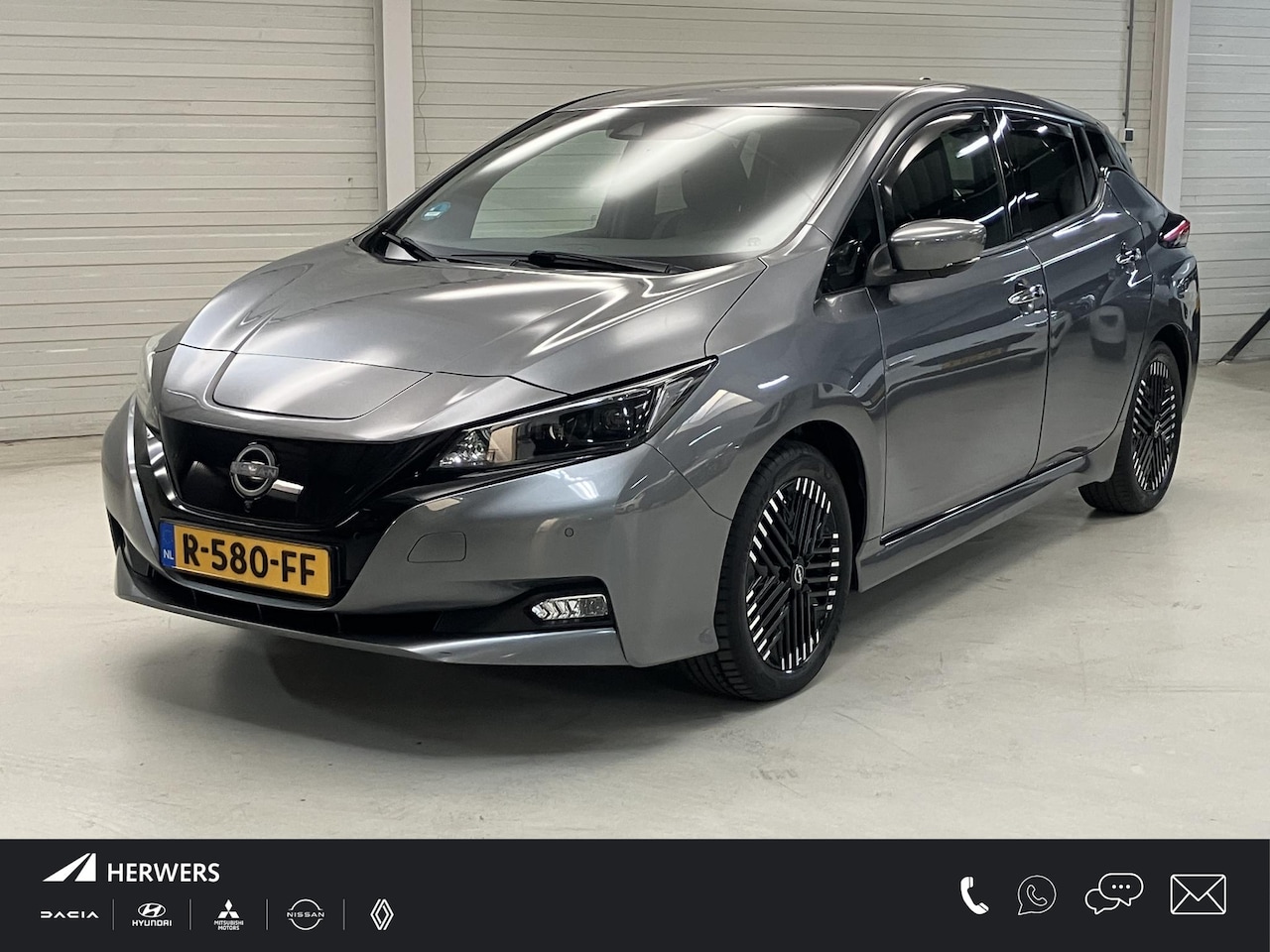 Nissan LEAF - Tekna 40 kWh / 92% SOH Accu / Eerste Eigenaar / Dealer Onderhouden / Fabrieksgarantie t/m - AutoWereld.nl