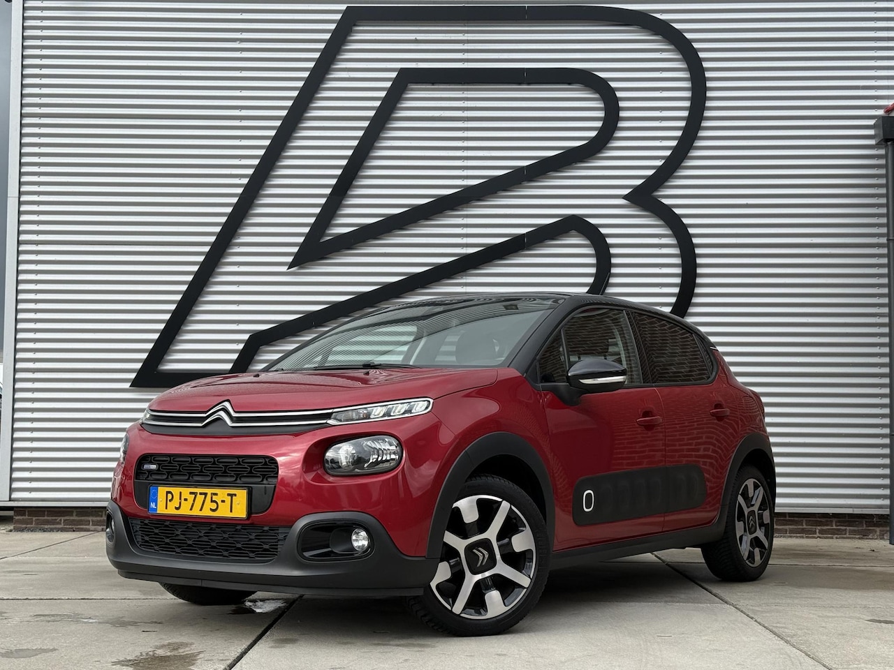 Citroën C3 - 1.2 PureTech Shine 2e Eigenaar|Navi|Camera|Clima|Cruise|Carplay|N.A.P|APK tot 07-2027 - AutoWereld.nl
