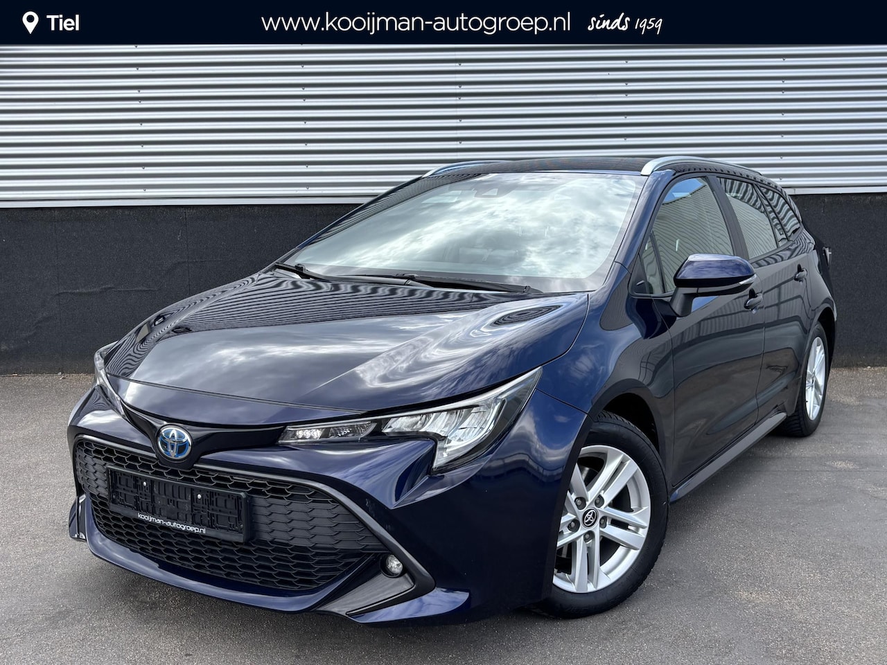 Toyota Corolla - TS 1.8 Hybrid Active Navigatie Apple CarPlay/Android Auto, Smart Key, Adaptieve cruise con - AutoWereld.nl