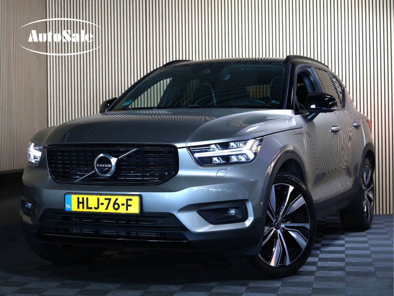Volvo XC40 - 1.5 T5 Recharge R-Design AVM H&K CARPLAY MEMORY NAVI CLIMA ACC CAMERA STOELVW '22 - AutoWereld.nl