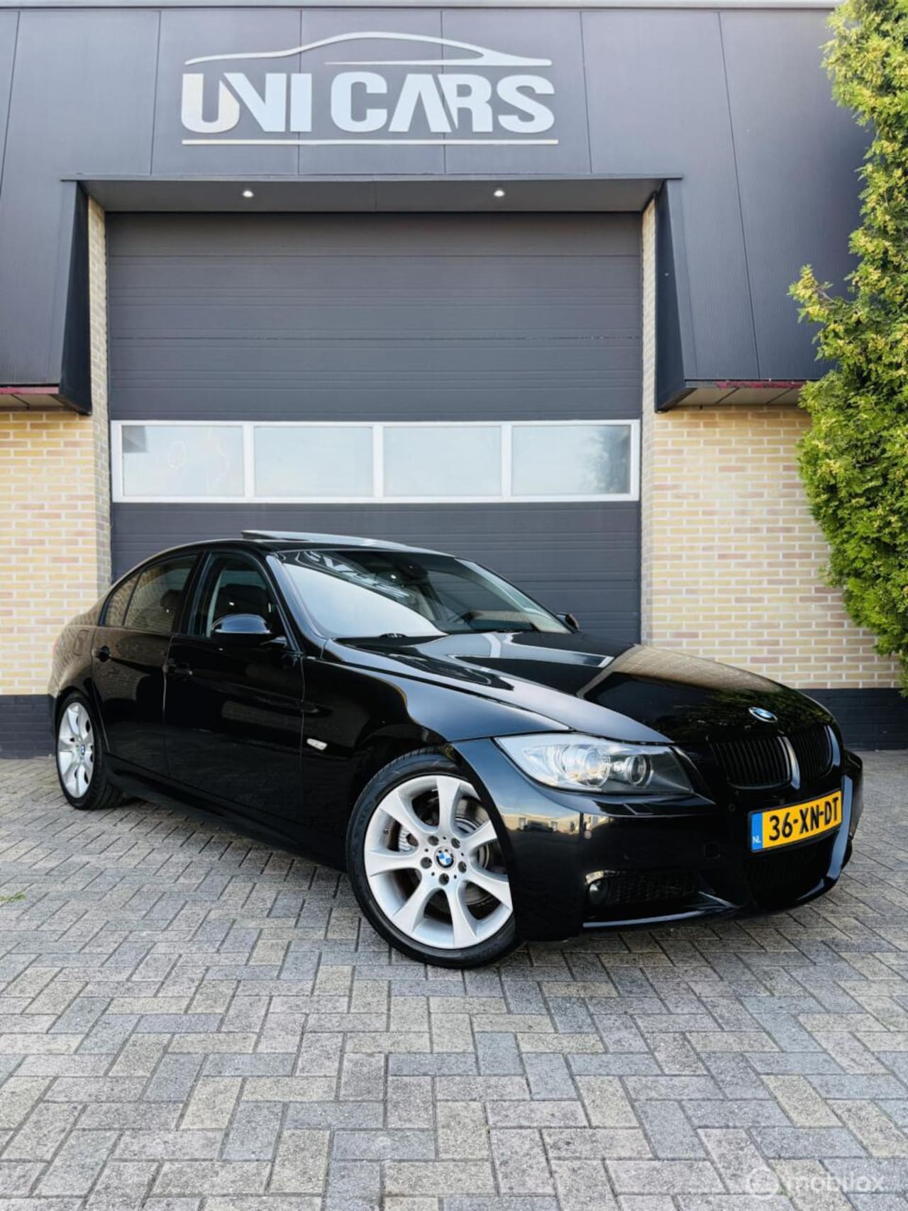 BMW 3-serie - 330i High Executive|M Pakket|Automaat|Opendak|LM - AutoWereld.nl