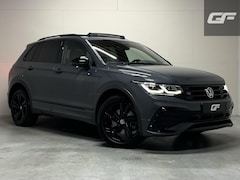 Volkswagen Tiguan - 1.4 TSI eHybrid Black Style R-Line Pano Sfeer Camera NAP