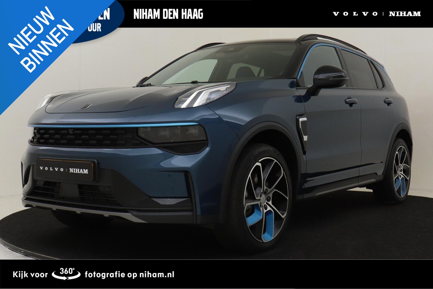 Lynk & Co 01 - 1.5 PHEV -PANO.DAK|ELEK.STOEL|HARMAN.INFINITY|360°CAM|CARPLAY|ZWARTE-HEMEL|20" - AutoWereld.nl