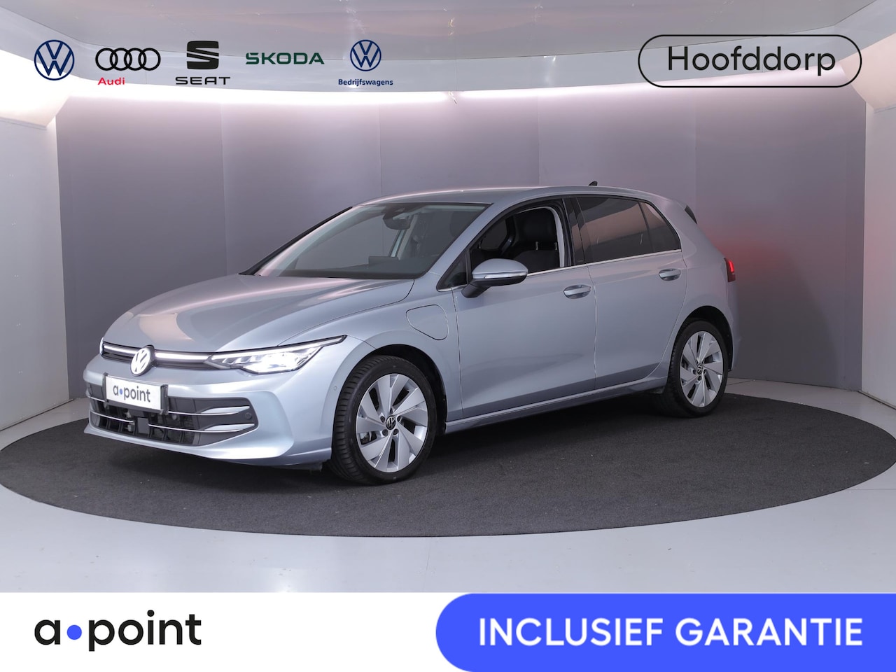 Volkswagen Golf - 1.5 eHybrid Style Edition 204 pk Automaat (DSG) | Navigatie via App | Parkeersensoren (Par - AutoWereld.nl