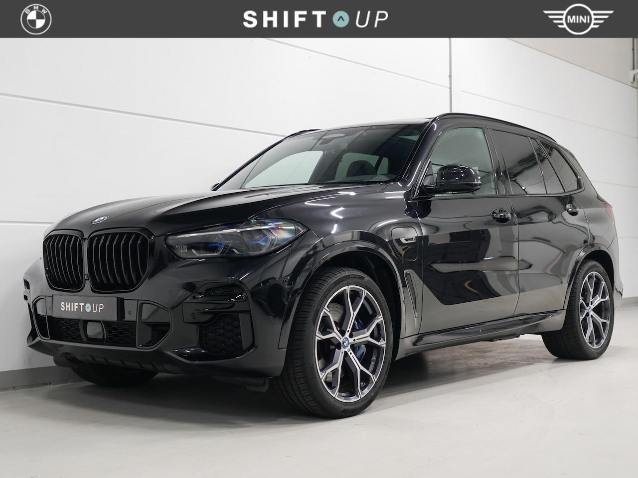 BMW X5 - xDrive45e M-Sport | Panoramadak | CoPilot | Laser | Elektr. Trekhaak - AutoWereld.nl