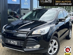 Ford Kuga - 1.5 Titanium Styling Pack 150PK | Nette Staat | Trekhaak | Parkeersensoren Voor en Achter