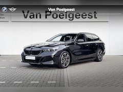 BMW 5-serie Touring - 530e | Innovation Pack | M Sport | Driving Assistant Plus | Panoramadak |