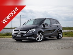 Mercedes-Benz B-klasse - 180 Ambition AUTOMAAT / CRUISE CONTROLE / NAVI / TREKHAAK / LEER