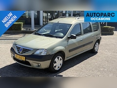 Dacia Logan MCV - 1.6-16V Lauréate , AIRCO, TREKHAAK, ELECTR RAMEN VOOR, BOEKJES RIJDT PERFECT, RUIME BETAAL