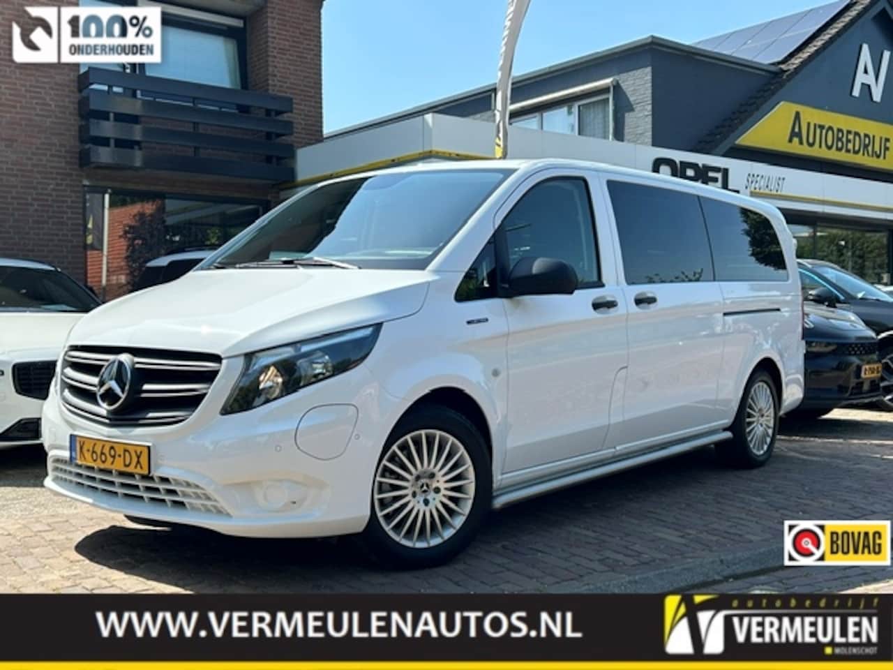 Mercedes-Benz eVito Tourer - eVito XL 205PK PRO 9-Pers + 17"/ Navi/ Clima/ Cruise/ Leder/ Camera/ Privacy Glass/ Stoelv - AutoWereld.nl