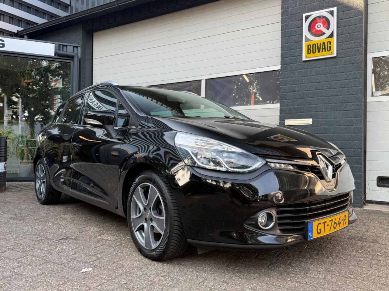 Renault Clio Estate - 1.5 dCi Night&Day - AutoWereld.nl