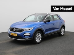 Volkswagen T-Roc - 1.5 TSI Style Business | 150 PK | Apple Carplay / Android Auto | Elektrische Kofferklep |