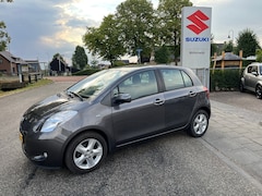 Toyota Yaris - 1.3 VVTi Luna AUTOMAAT // Goed onderhouden yaris // Climate control // Rijklaarprijs