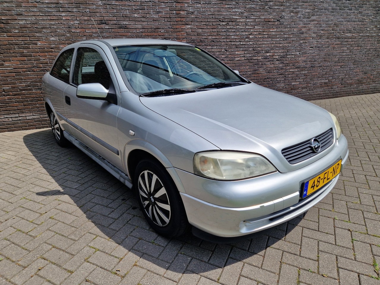 Opel Astra - 1.6 GL carplay android auto APK 07-'27 centr vergr - AutoWereld.nl