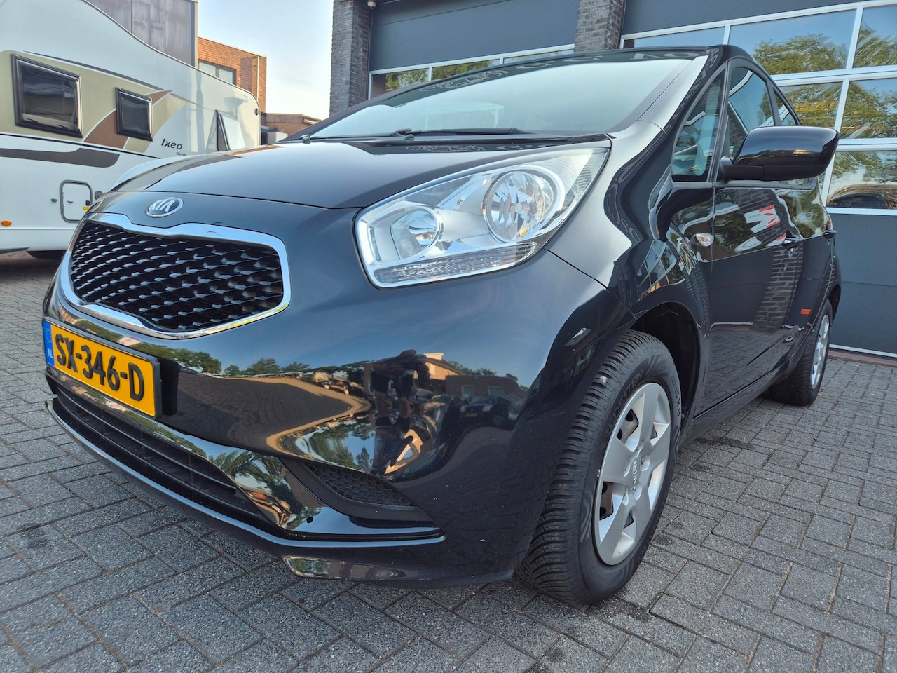 Kia Venga - 1.4 CVVT ComfortLine 1.4 CVVT ComfortLine - AutoWereld.nl