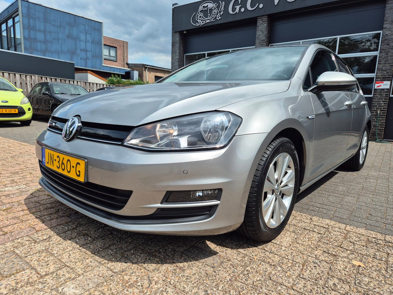 Volkswagen Golf - 1.0 TSI Connected Series 1.0 TSI Connected Series - AutoWereld.nl