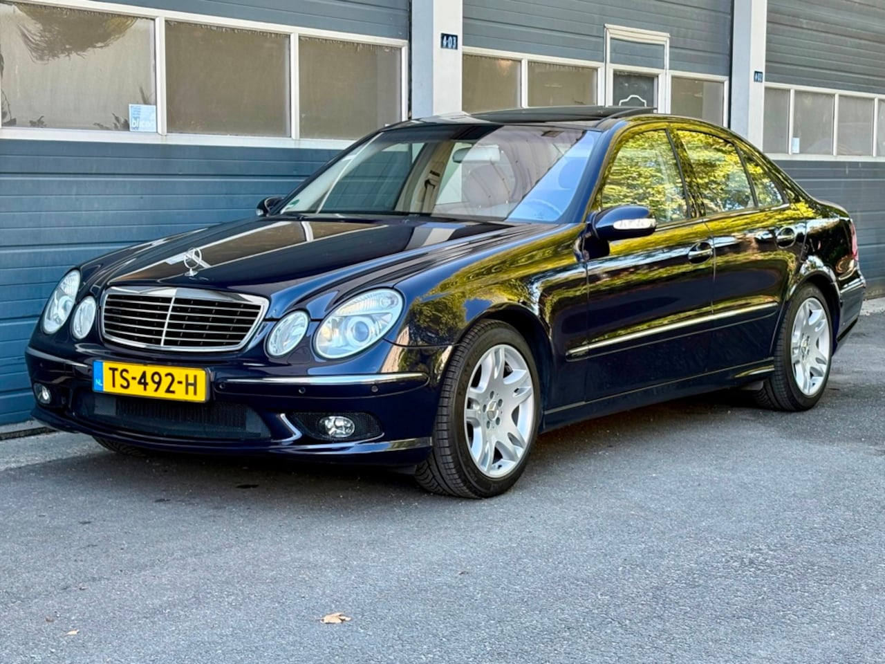 Mercedes-Benz E-klasse - 320 Avantgarde AMG Pakket - AutoWereld.nl