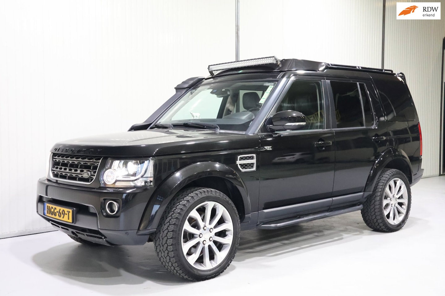 Land Rover Discovery - 3.0 SDV6 HSE NETTE STAAT - XXV UITVOERING - NAVI - CLIMA - FACELIFT! - AutoWereld.nl