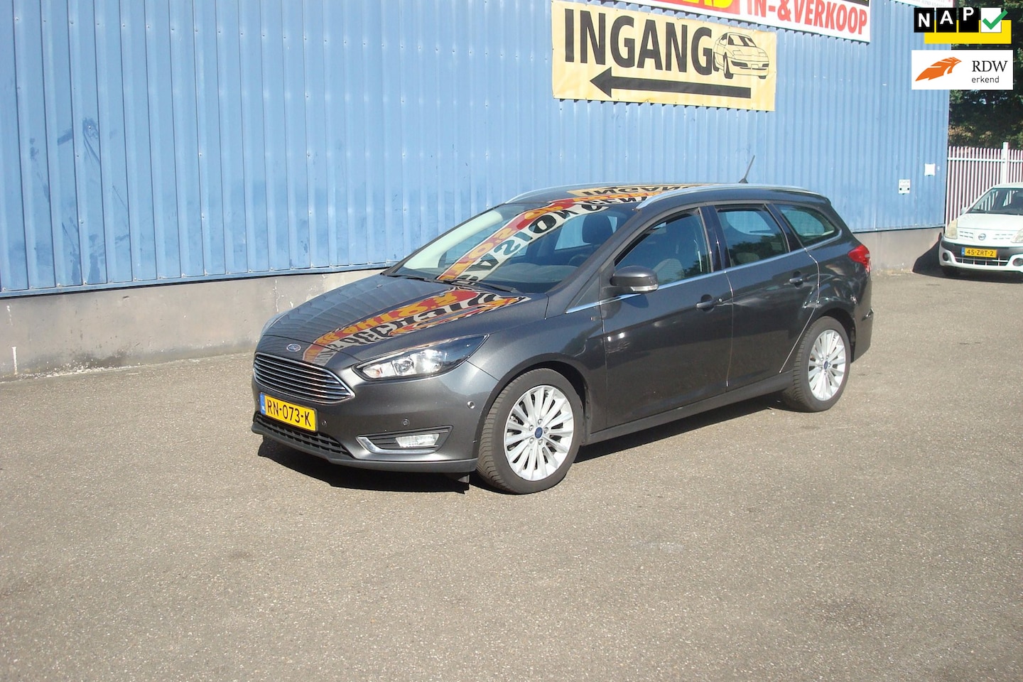 Ford Focus Wagon - 1.5 Titanium 1.5 Titanium, LEES ADVERTENTIE VOOR JE REAGEERD - AutoWereld.nl