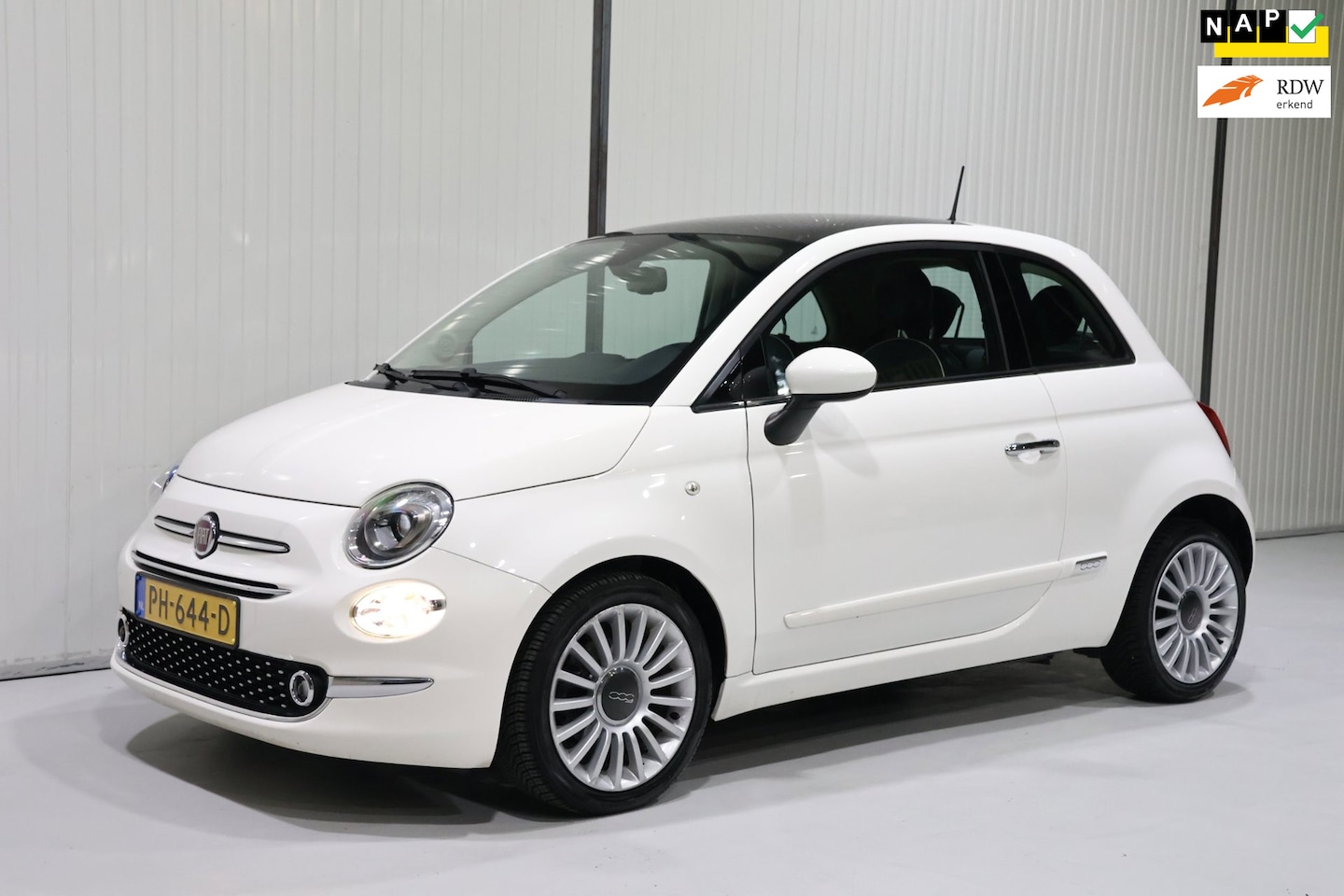 Fiat 500 - 0.9 TwinAir Turbo Lounge AUTOMAAT - PANO - NAVI - NETTE STAAT - NWE APK! - AutoWereld.nl