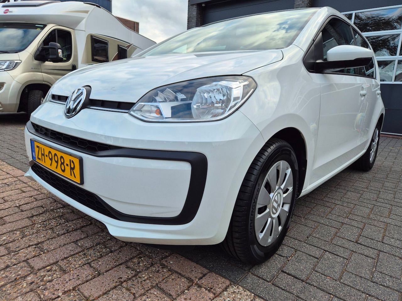 Volkswagen Up! - 1.0 BMT move up! 1.0 BMT move up! - AutoWereld.nl