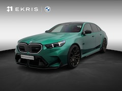 BMW 5-serie - Sedan M5 Comfort Pack | M Carbon-keramische remmen | Trekhaak | Driving Assistant Professi