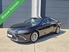 Lexus ES - 300h President Line full options